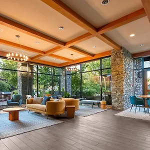 4* Otel Oswego